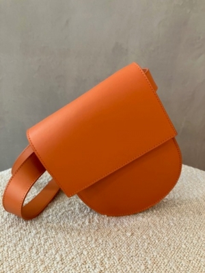 half moon bag belt roest oranje