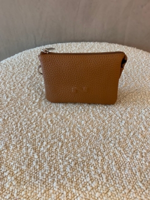 multi compartements pouch cognac