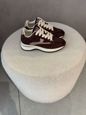 usher riggs bordeaux