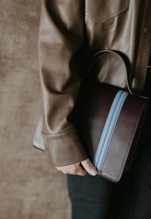 mini briefcase doublé burgundy bruine